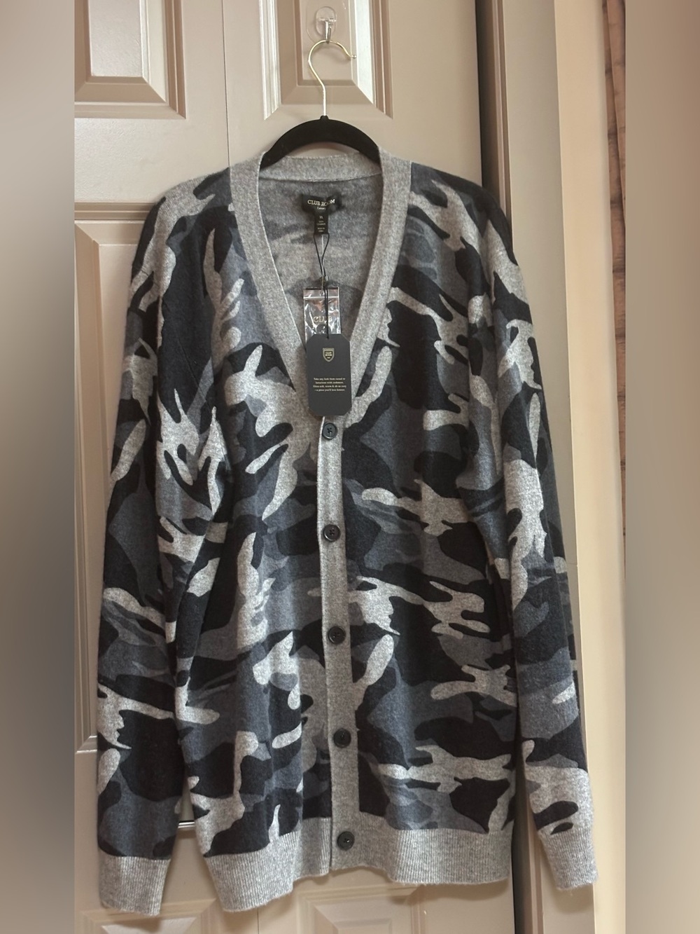 Club Room Black & Gray Camo Cashmere V-Neck Button Cardigan